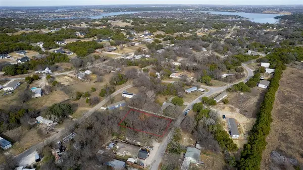 Granbury, TX 76048,922 Pawnee Trail
