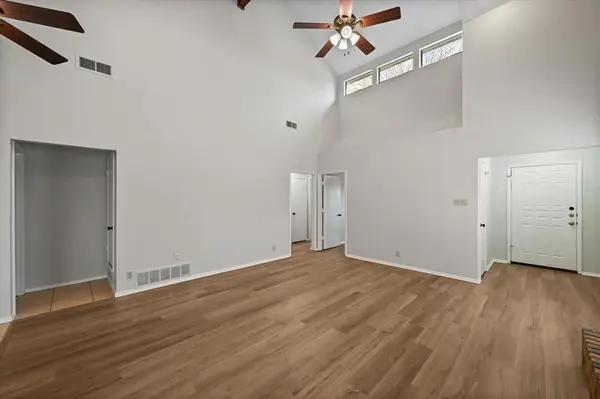 Arlington, TX 76017,5202-5204 Yucca Drive