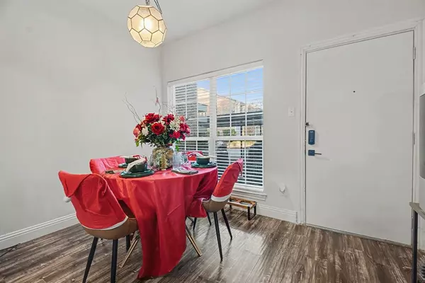 Dallas, TX 75243,8550 Fair Oaks Crossing #116