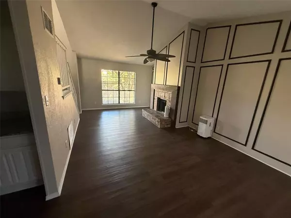 Dallas, TX 75238,Address not disclosed