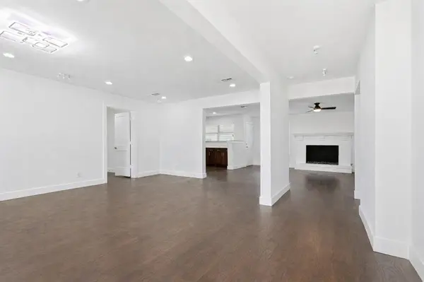 Dallas, TX 75230,6207 Royal Lane