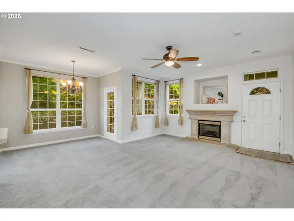 West Linn, OR 97068,4860 SUMMERLINN WAY