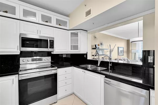 Fort Lauderdale, FL 33308,3020 NE 32nd Ave #805