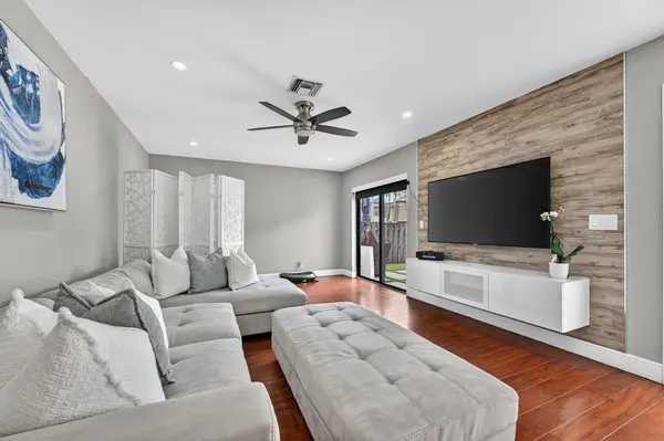 Coral Springs, FL 33065,2692 NW 99th Ave #2692