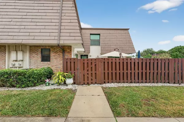 Coral Springs, FL 33065,2692 NW 99th Ave #2692