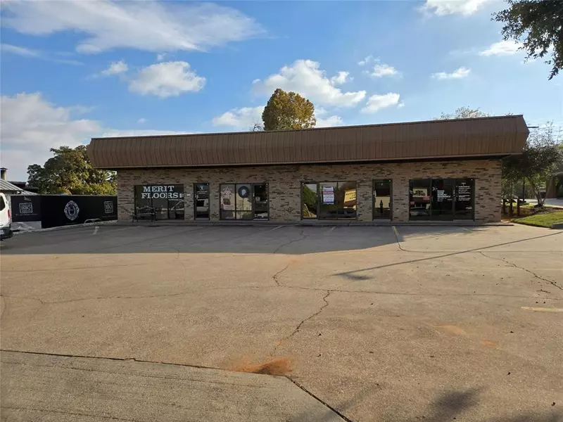 1001 W Northwest Hwy Parkway, Grapevine, TX 76051