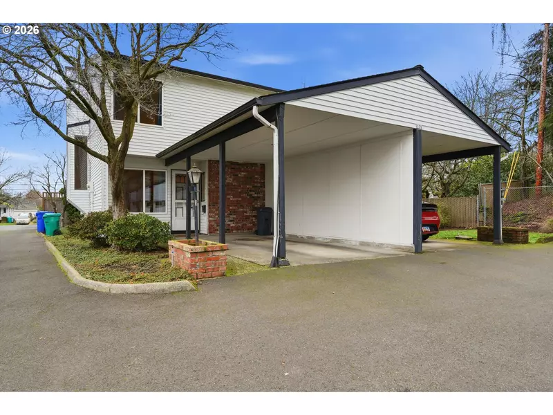 330 SE 50TH AVE #D1, Portland, OR 97215