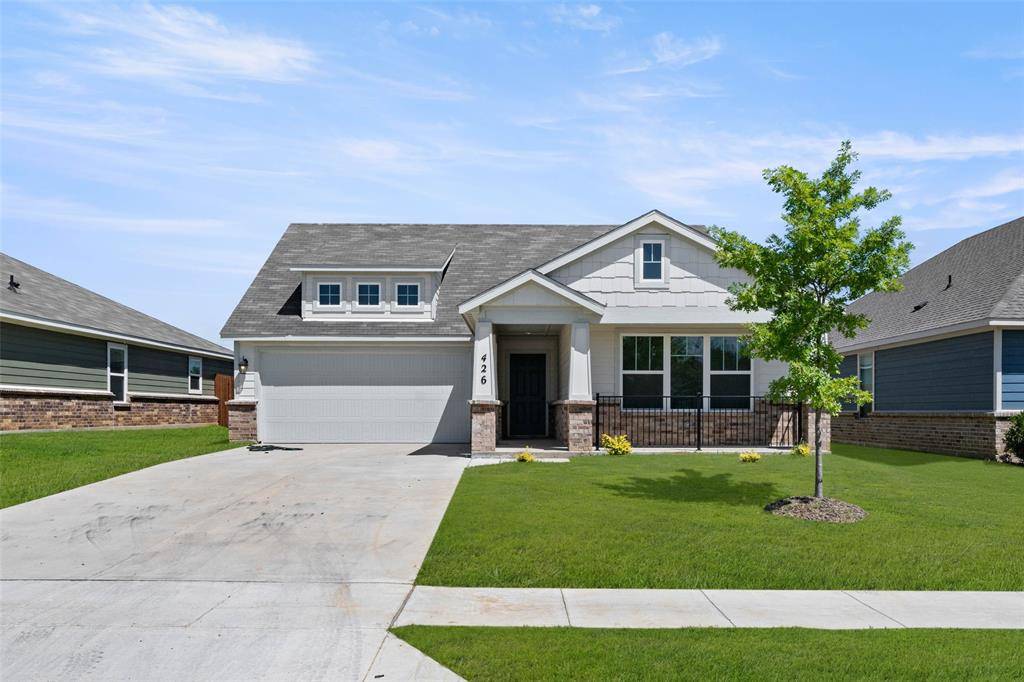 426 Rose Avenue, Cleburne, TX 76033