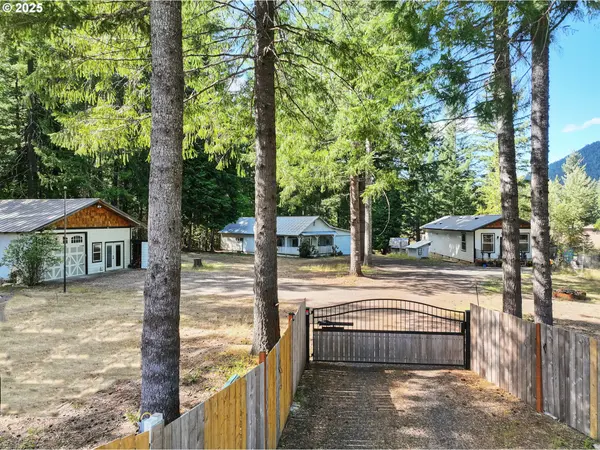 Carson, WA 98610,11 EDGEWATER DR