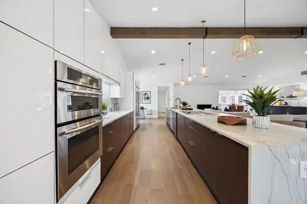 Dallas, TX 75244,4925 Sugar Mill Road