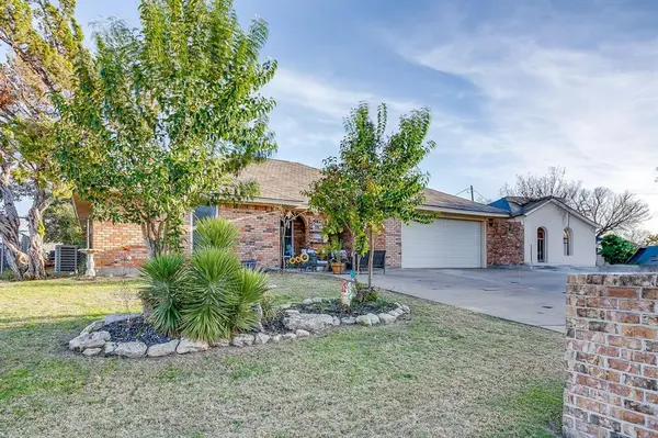 Fort Worth, TX 76135,5244 Hill Ridge Drive