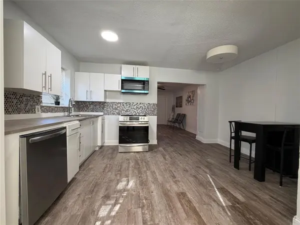 Dallas, TX 75216,222 E Woodin Boulevard