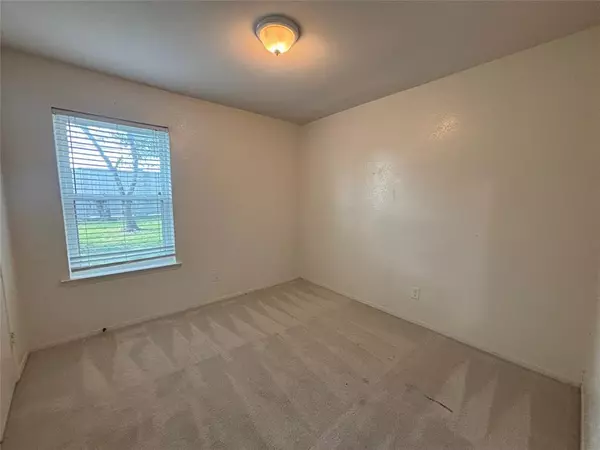 Saginaw, TX 76179,1237 N Knowles Drive