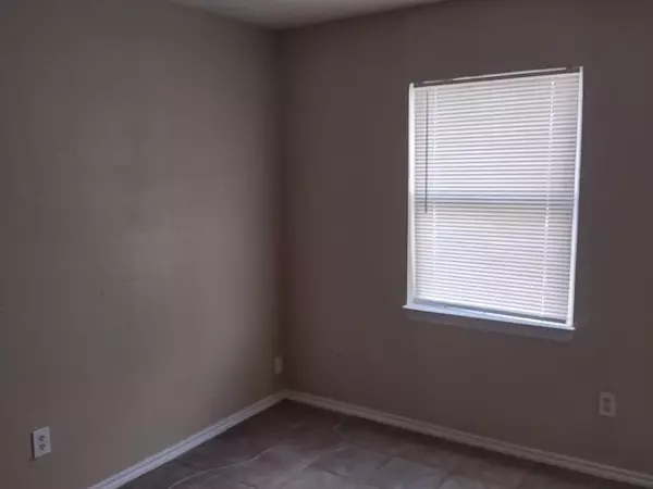 Arlington, TX 76014,2432 E Timberview Lane