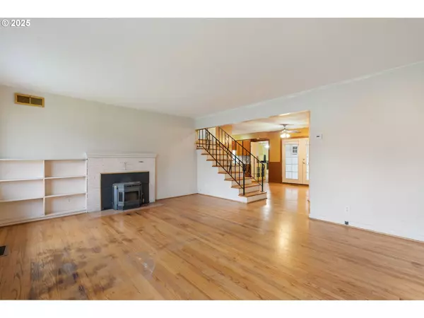 Portland, OR 97236,3607 SE 130TH AVE