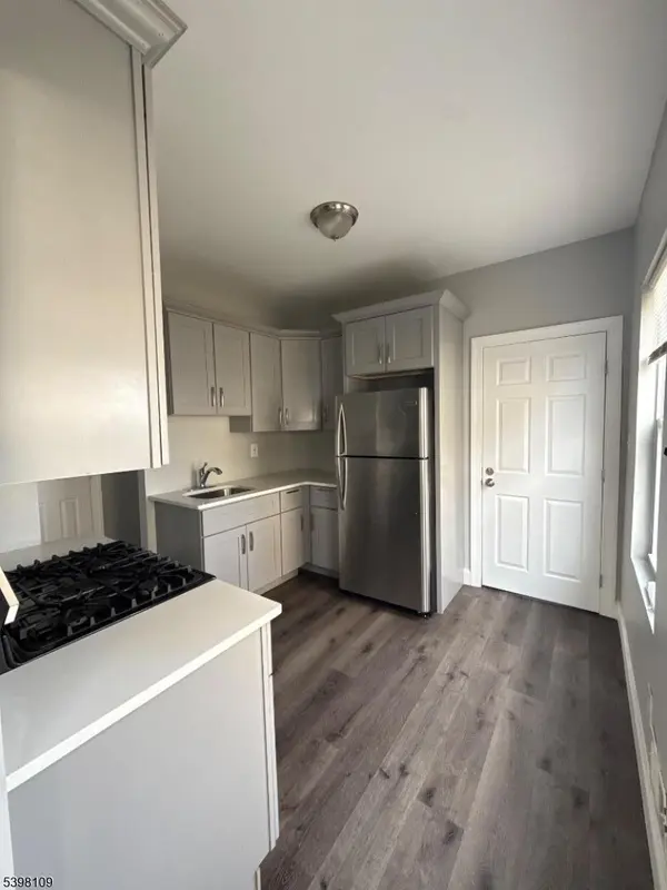 Linden City, NJ 07036,409 E Elm St