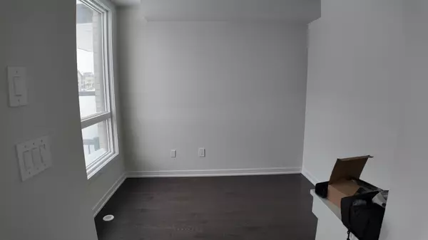 Toronto C04, ON M6A 0E6,56 Green Gardens BLVD