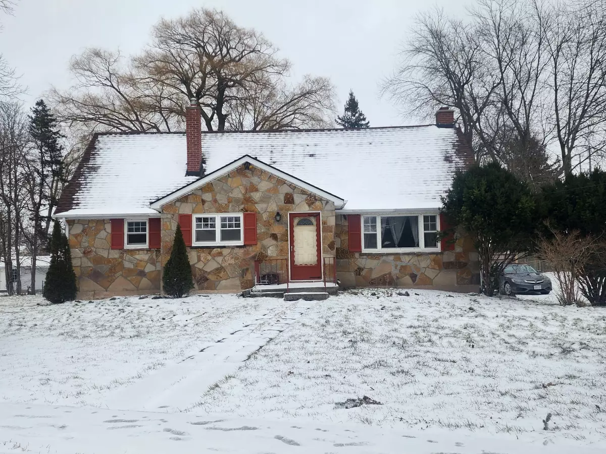 Fort Erie, ON L2A 3M3,17 Goderich ST