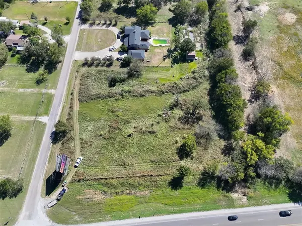 Gainesville, TX 76240,2399 County Rd 147