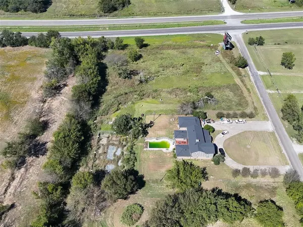 Gainesville, TX 76240,2399 County Rd 147