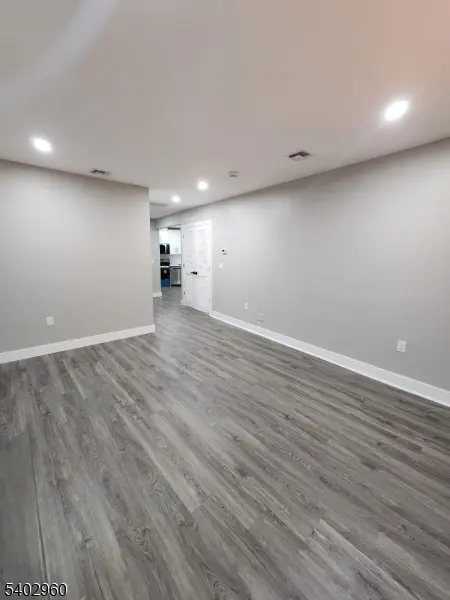 Maplewood Twp., NJ 07040,93 Hughes St #2