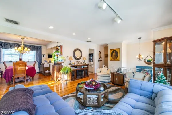 Fairfield Twp., NJ 07004,34 Carlos Dr