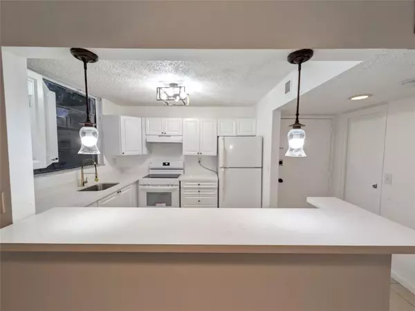 Lauderhill, FL 33313,1788 NW 55th Ave #204