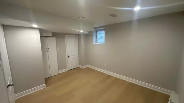 Mississauga, ON L5M 6V3,3136 Morning Glory Mews