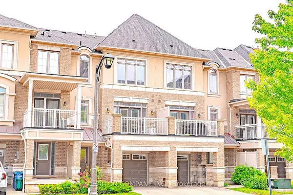 Oakville, ON L6M 0S4,2435 Greenwich DR #55