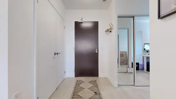 Toronto W08, ON M9B 0B2,9 Valhalla RD #301