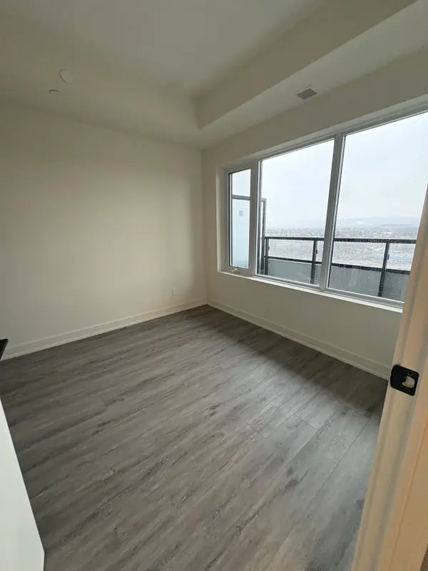 Milton, ON L9T 9N7,8020 Derry RD #1001