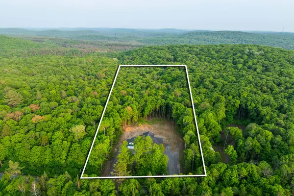 Perry, ON P0A 1Z0,1153 Deer Lake RD