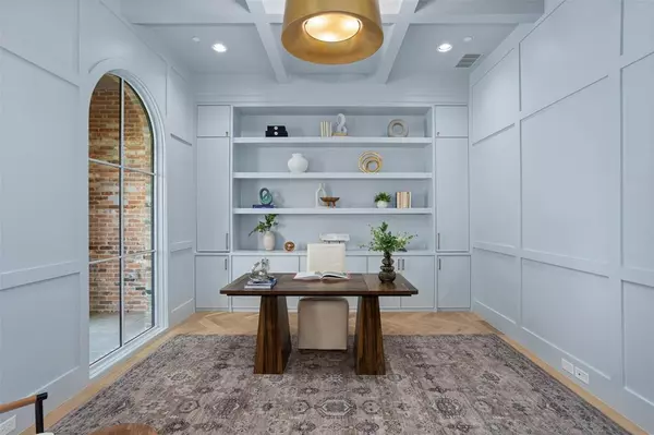 Dallas, TX 75230,6430 Pemberton Drive