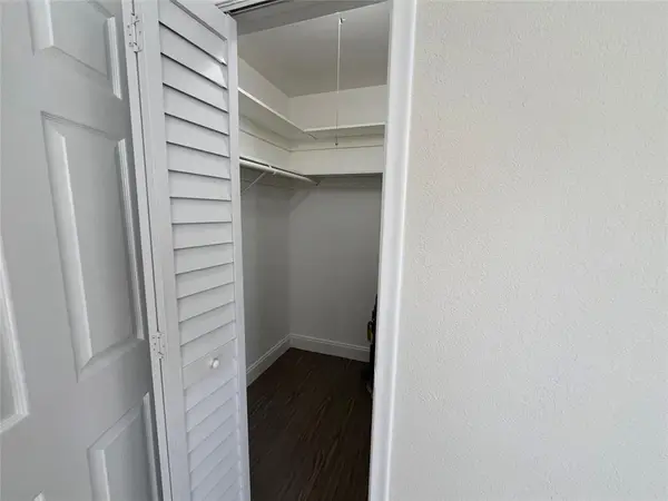 Fort Lauderdale, FL 33316,700 SE 13th St #3