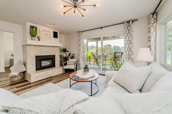 Huntsville, ON P1H 2J4,33 Deerhurst DR #105