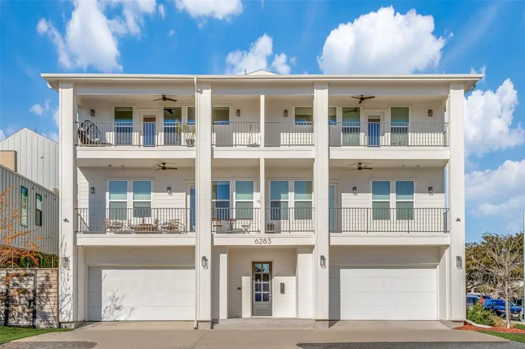 Dallas, TX 75214,6283 La Vista Drive #201