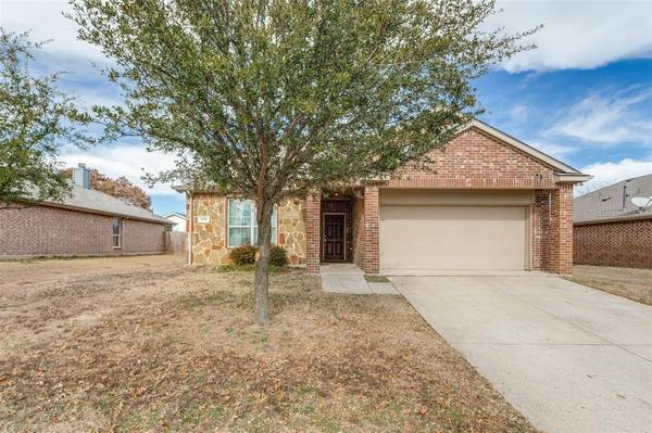 506 Bryn Mawr Lane, Van Alstyne, TX 75495
