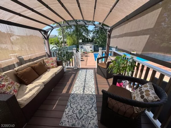 Totowa Boro, NJ 07512,28 Willow Ct