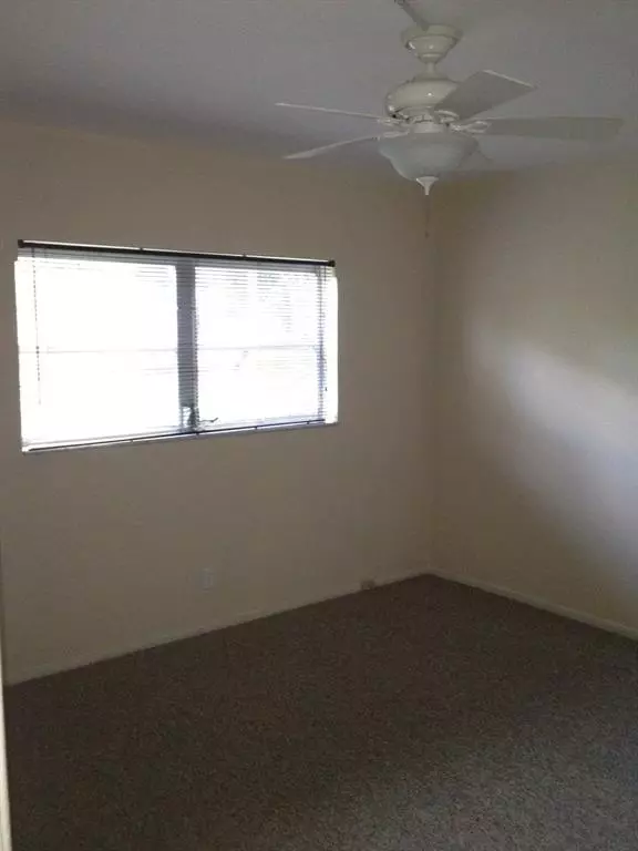 Pompano Beach, FL 33060,601 Pine Dr #104