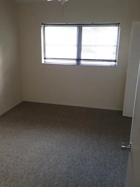 Pompano Beach, FL 33060,601 Pine Dr #104