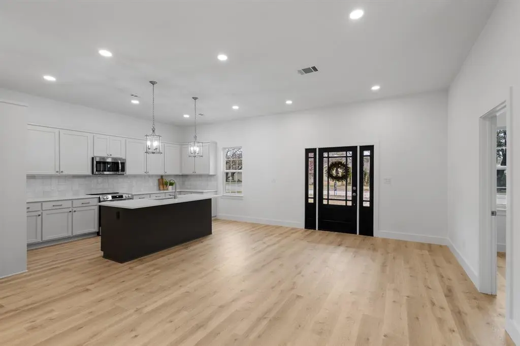 Bridgeport, TX 76426,1812 Carpenter Street