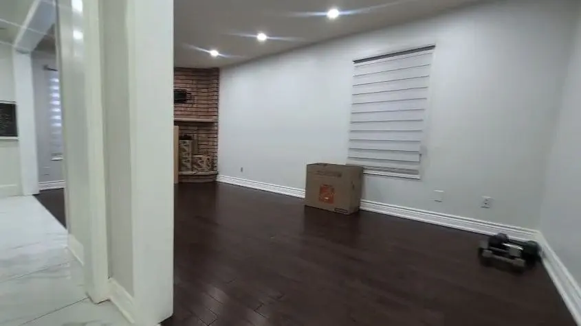 Vaughan, ON L4H 1C5,44 Andy CRES