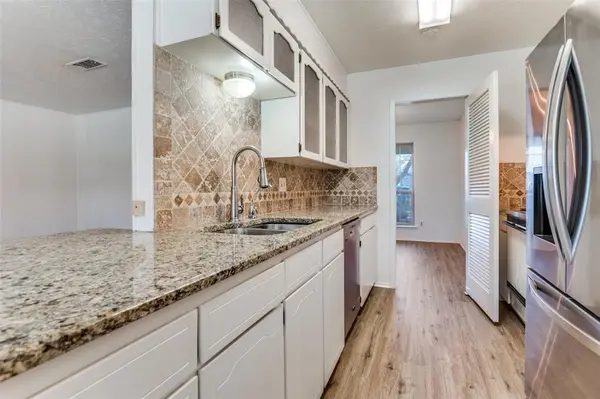 Euless, TX 76039,213 Sixpence Lane