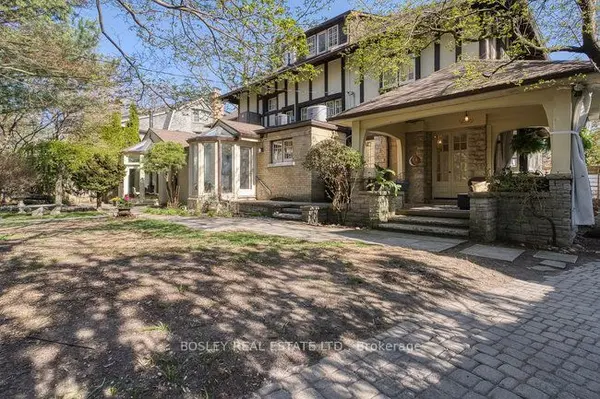 40 Castle Frank CRES, Toronto C09, ON M4W 3A3