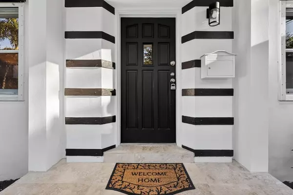 Miami Springs, FL 33166,631 Curtiss Pkwy