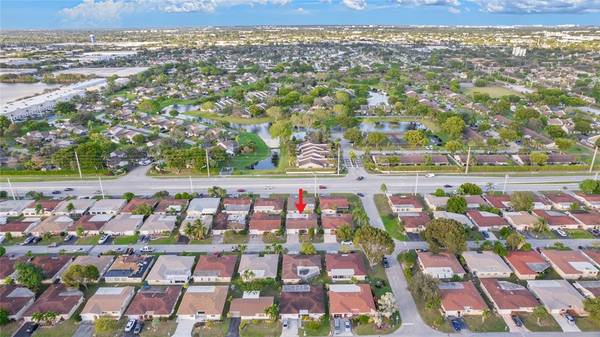 1111 NW 49th St, Deerfield Beach, FL 33064