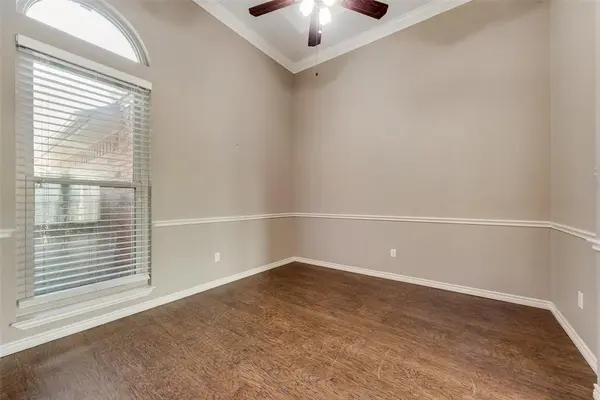 Burleson, TX 76028,405 Arbor Lawn Drive