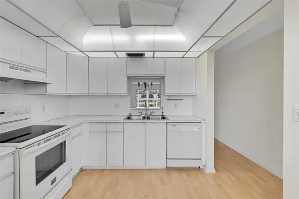 Coconut Creek, FL 33066,1804 Eleuthera Pt #E3