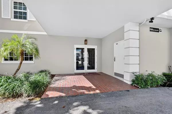 Boca Raton, FL 33432,950 De Soto Rd #5-A