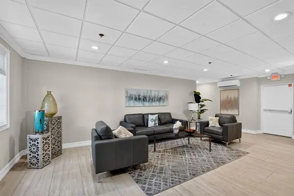 Boca Raton, FL 33432,950 De Soto Rd #5-A